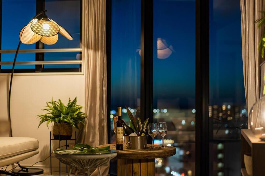 The Penthouse Ginowan Διαμέρισμα Urasoe Εξωτερικό φωτογραφία