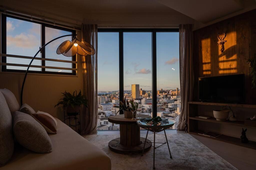 The Penthouse Ginowan Διαμέρισμα Urasoe Εξωτερικό φωτογραφία