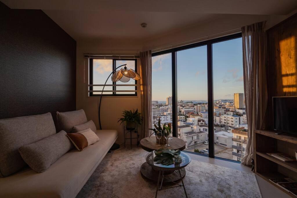The Penthouse Ginowan Διαμέρισμα Urasoe Εξωτερικό φωτογραφία